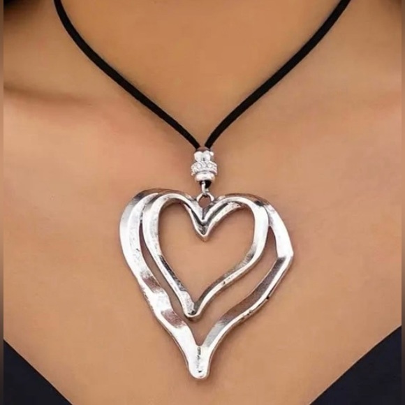 Jewelry - Heart-Shaped Double Layer Pendant Velvet Wax Thread Adjustable Vintage Necklace